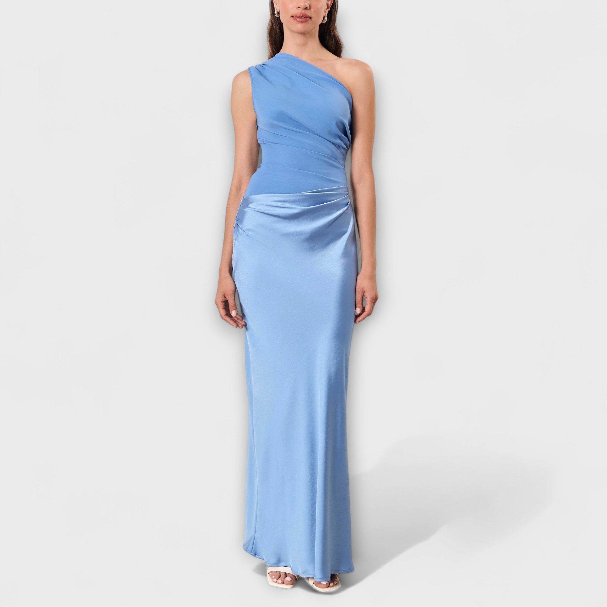 Emilia | Elegant Maxi Kjole med Én Skulder og Fald