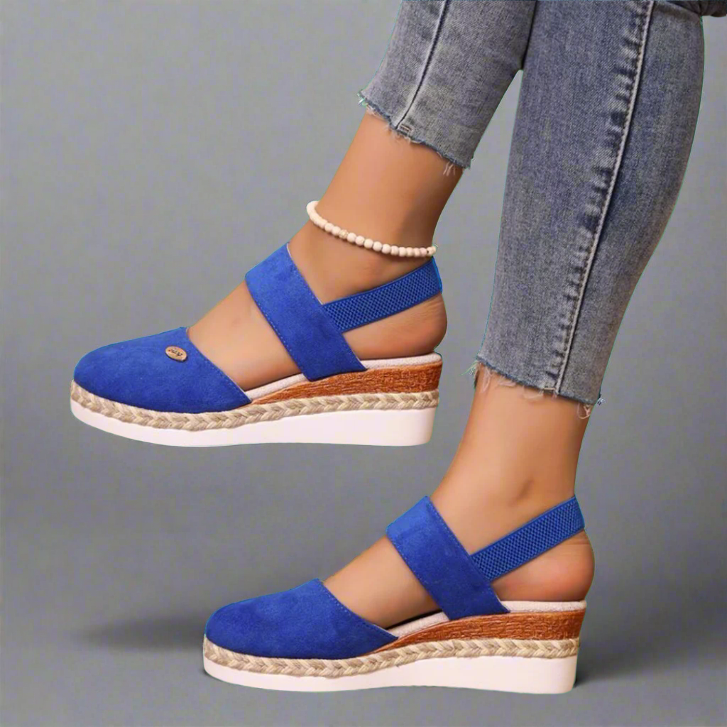 Gerneliese | Elegante ortopædiske sandaler med kilehæle