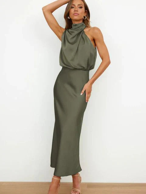 Benthe - Midi Kjole med Off-the-Shoulder Design