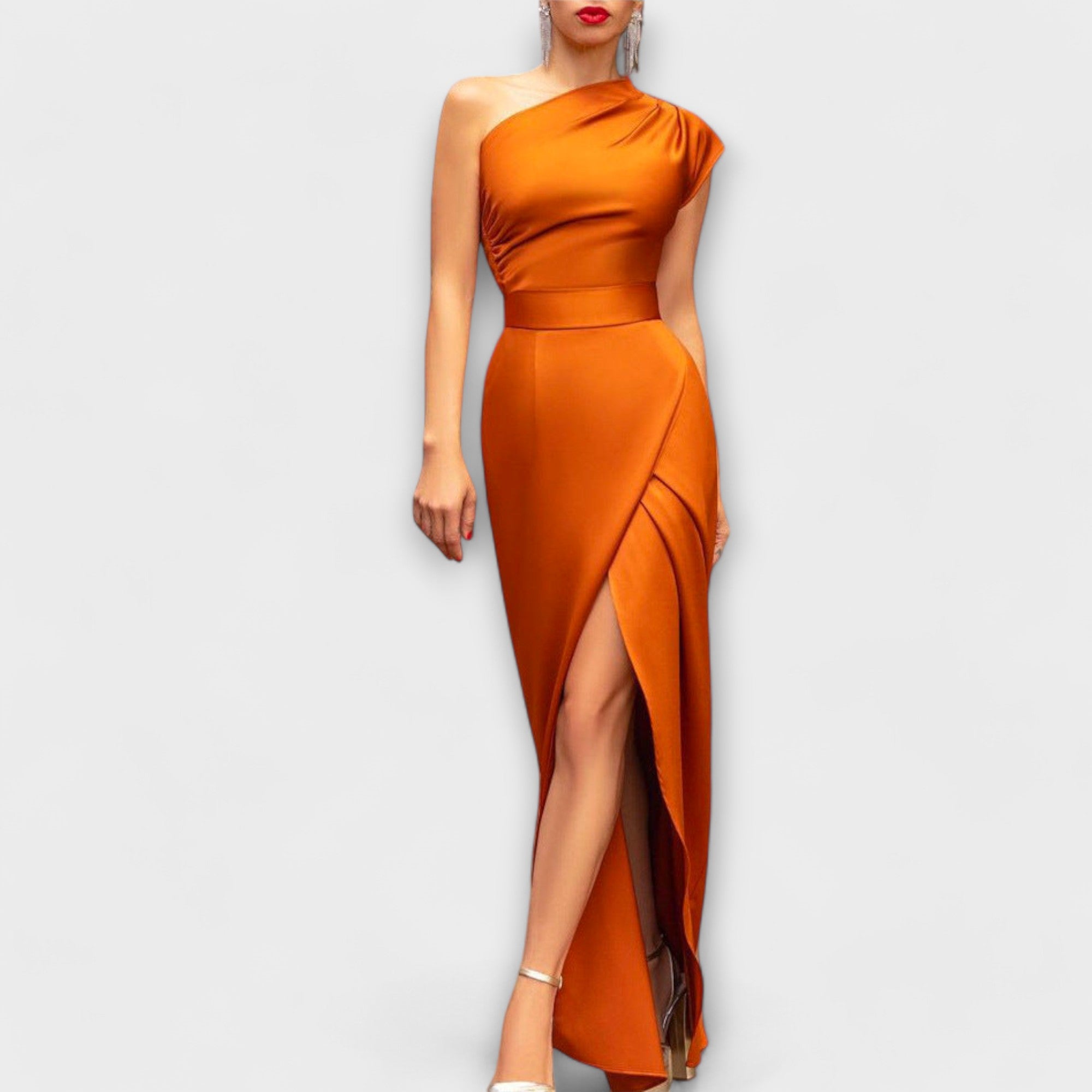 Axa - Elegant Asymmetrisk Aftenkjole