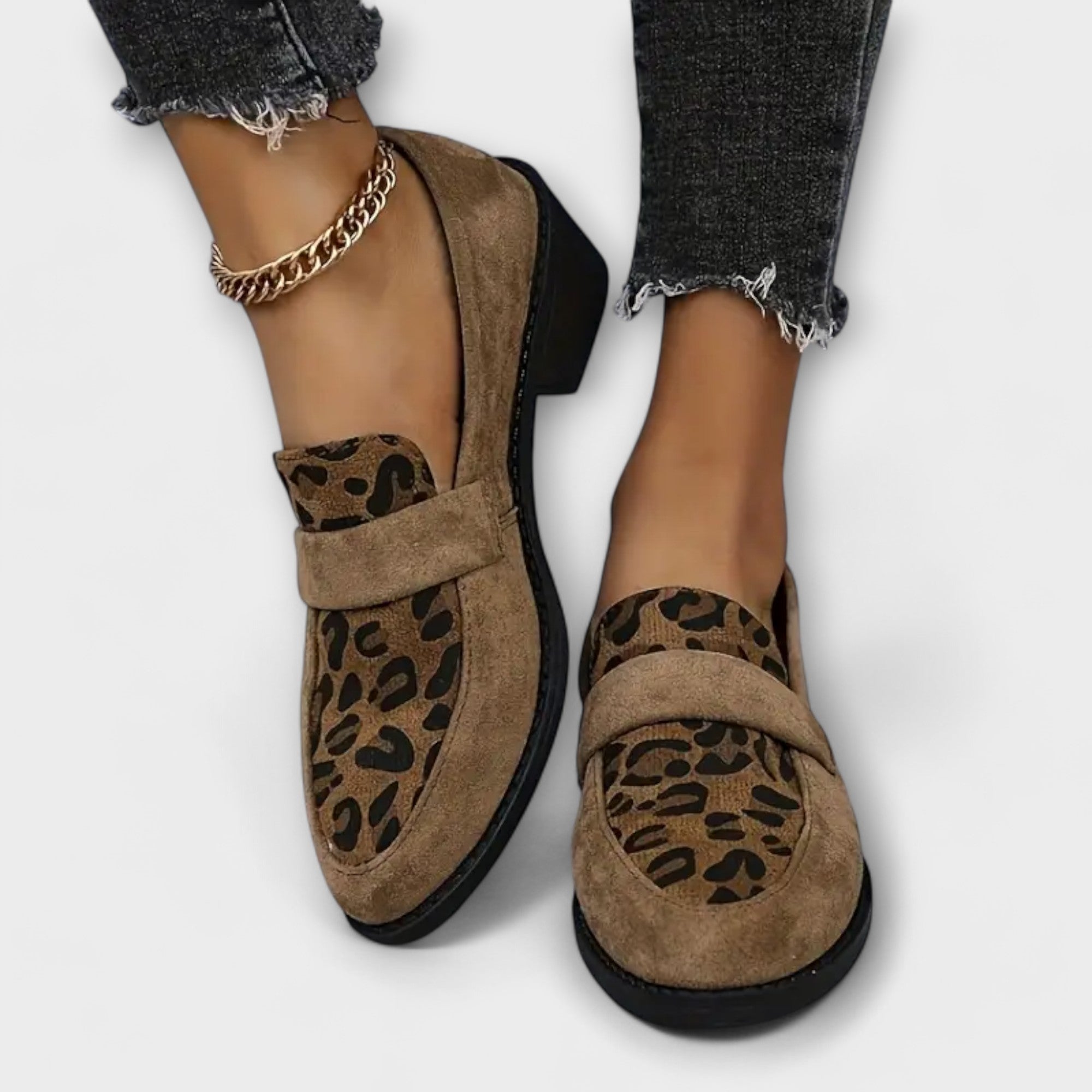 Karla | Elegante damesko med leopardmønster