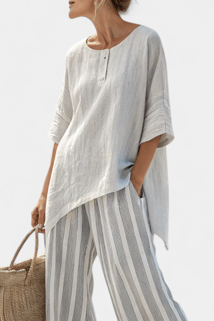 Daisy Komplett med Asymmetrisk Bluse og Bukser i Striber til Moderne og Elegant Stil