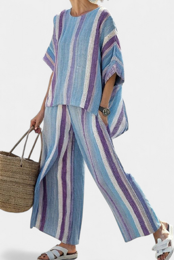 Elegant Daisy-sæt med striber i nuancer af mauve og pastelfarvet blå for et sofistikeret look